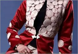 گرافیک و طراحی لباس مکمل یکدیگر هستند