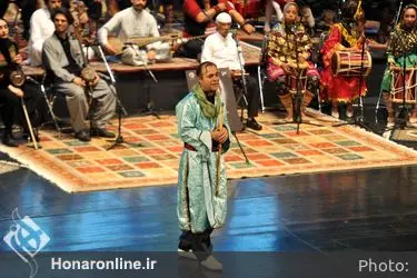 رونمایی ارکستر موسیقی نواحی ایران همراه با نظامی خوانی 