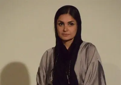 مناظری از زوال و فراموشی / روایت مینا نادری از نمایشگاه "خلجان" در گالری هما
