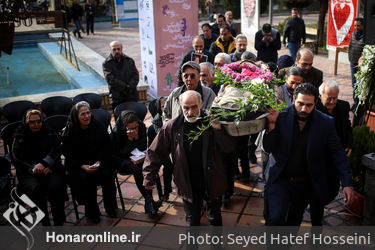 تشییع پیکر منوچهر لشگری در خانه ی هنرمندان