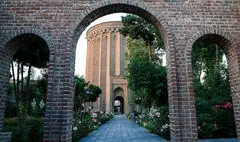 برخورد قانونی با معارضان به آثار ملی / خانه قاجاری شهر ری ثبت ملی می‌شود