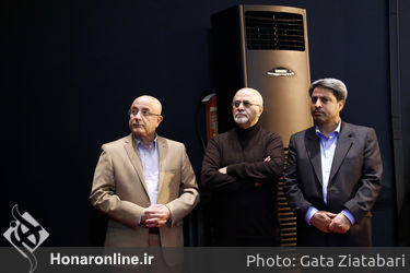 بازدید مرادخانی و جمعی از  اهالی هنر از موزه عروسکی در تالار حافظ