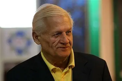 اکبر عالمی رئیس شورای نظارت بر پرتره‌های سینما- تئاتر ایران شد 