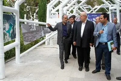 چیت‌چیان: دست‌آوردهای دولت با بیان هنری قابل لمس شده است / بازدید وزیر نیرو از نمایشگاه ˝هنر تدبیر˝