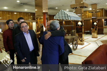 دیدار گروه موسیقی "ساری آقا" با معاون امور هنری و بازدید از ارکستر ملی و تالار وحدت