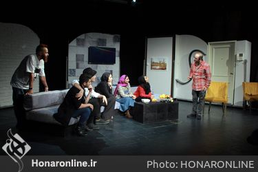 نمایش "حکم" در پردیس تئاتر شهرزاد
