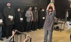 ببینید | اجرای «جهنم سرد» در راهروها و سلول‌های موزه عبرت