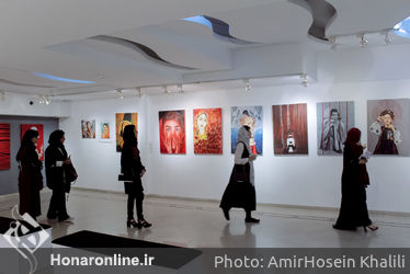 نمایشگاه گروهی با عنوان «زن» در گالری شکوه