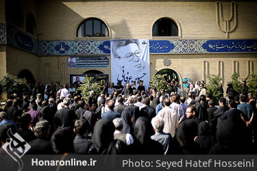 مراسم تشییع پیکر "حسین عرفانی" دوبلور پیشکسوت