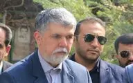 ادای احترام سید عباس صالحی به شهدای شیراز / روز حافظ با حضور وزیر فرهنگ و ارشاد اسلامی برگزار می‌شود