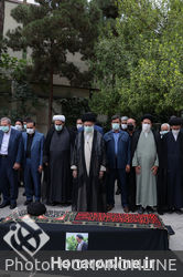 اقامه نماز بر پیکر حجت‌‌‌الاسلام و المسلمین دعایی