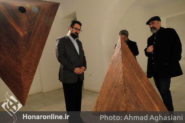 بازدید معاون امور هنری وزارت فرهنگ و ارشاد از گالری اثر