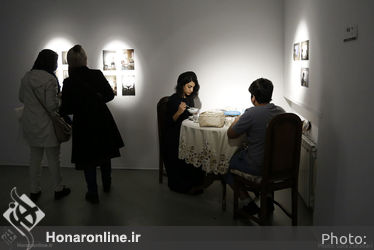 نمایشگاه گروهی «بیگانه با دیگری» در گالری آ