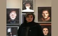 نا آگاهی دنیای ما را تاریک می‌کند / روایت نجمه کزازی از نمایشگاه  