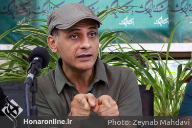 نشست نقد و بررسی کتاب "من مرده بودم که هانیه عاشقم شد"