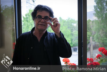 نمایشگاه نقاشی احمدرضا احمدی با عنوان "هزار اقاقیا در چشم تو هیچ بود" در گالری کاما