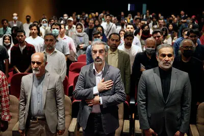 سهرابی: نوآوری‌های جشنواره هنرهای تجسمی جوانان در آینده تکمیل می‌شوند | رحیمیان: مهربانی، محور کار جشنواره بیست و نهم است