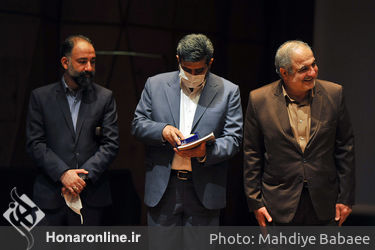 رونمایی از مجموعه آثار هنری رضوی در تالار رودکی