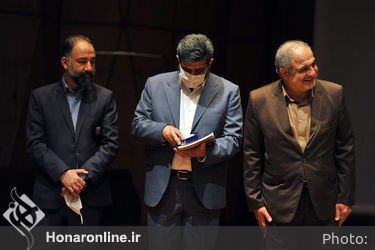 رونمایی از مجموعه آثار هنری رضوی در تالار رودکی