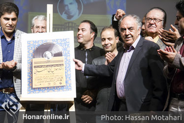 رونمایی آلبوم تاج اصفهانی در فرهنگسرای نیاوران