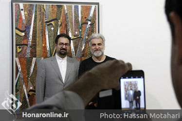 بازدید سید مجتبی حسینی از نمایشگاه بهمن پناهی