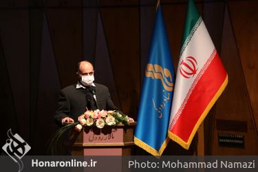 مراسم رونمایی از کتاب «دنیای شیشه‌ای ۲» در تالار رودکی