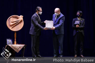 نشان نوروز رونمایی شد | بزرگداشت جهانی نظامی گنجوی در سال ۱۴۰۰