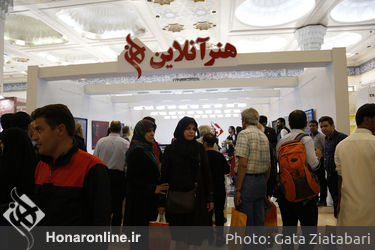 غرفه هنرآنلاین در سومین روز بیست و سومین نمایشگاه مطبوعات (1)
