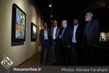 نمایشگاه آثار ناصر اویسی در موزه هنرهای معاصر