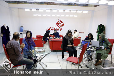 غرفه هنرآنلاین در پنجمین روز بیست و سومین نمایشگاه مطبوعات (1)