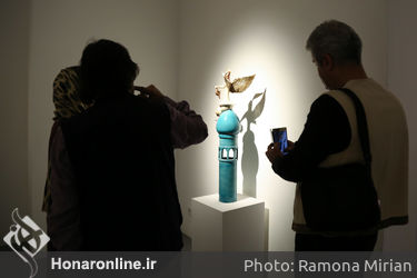 نمایشگاه آثار بهزاد اژدری در گالری اعتماد باغ نگارستان