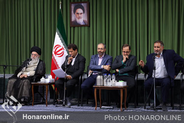 دیدار جمعی از شاعران و اهالی فرهنگ و ادب با رهبر معظم انقلاب