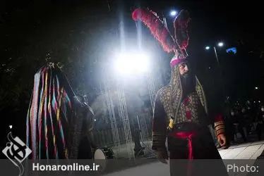 تعزیه "حضرت ابوالفضل‌(ع)" در مقابل تالار وحدت