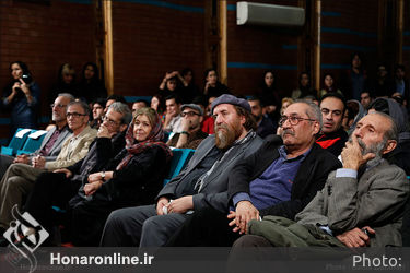 رونمایی از ماهنامه فرهنگی هنری آنگاه در خانه هنرمندان