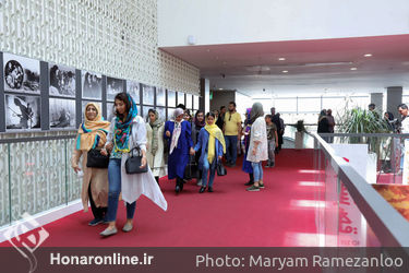 اکران فیلم "آشغالهای دوست داشتنی" ویژه نابینایان