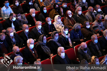 بزرگداشت حکیم نظامی برنامه ویژه آیین بزرگداشت حکیم نظامی با حضور شخصیتهای ملی و بین المللی و اهالی فرهنگ و هنر