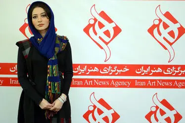 طاهره صمدی طاری