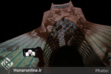 تصویرنگاری ارتحال امام خمینی(ره) در برج آزادی