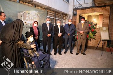 مراسم تجلیل از هنرمندان پیشکسوت ایثارگر