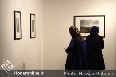 افتتاحیه نمایشگاه عکس های نازنین ازدیاری در فرهنگسرای نیاوران