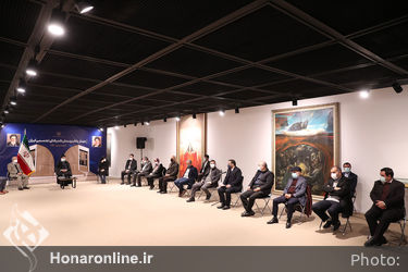 دیدار آیت‌الله سیدابراهیم رئیسی با جمعی از هنرمندان هنرهای تجسمی