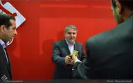 نمایشگاه مطبوعات مقصد وزیر ارشاد پس از معارفه / آدم‌های خیس در  مصلای تهران / حاشیه‌های روز چهارم از نگاه عکاسان