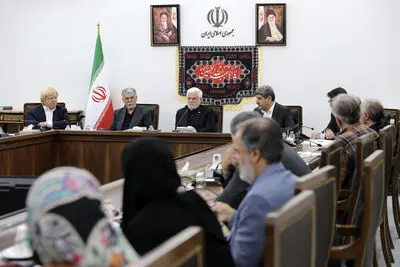 عارف: نباید یک نفر و یا شورای تامین شهرستان خلاف نگاه بزرگان برای فرهنگ و هنر کشور تصمیم‌ بگیرد