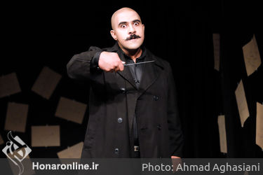 نمایش "گفتگوی شبانه" در خانه نمایش