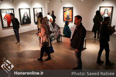 افتتاحیه نمایشگاه نقاشی‌های مارال اصفهانی در گالری آریانا