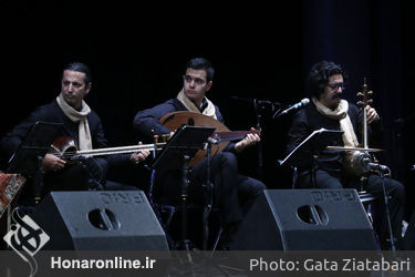 گروه سازهای ایرانی بنیاد رودکی در تالار وحدت