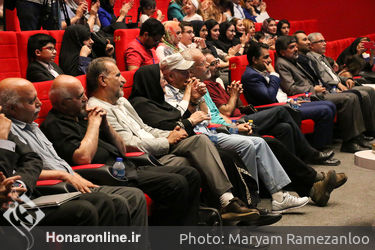 تجلیل از آفرینندگان هنر و ادبیات کودک و نوجوان در باغ کتاب