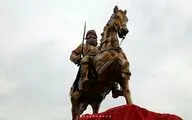 مجسمه عباس میرزا در ارس رونمایی شد