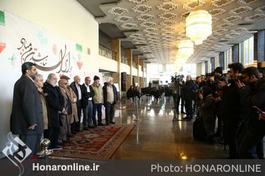 حضور اهالی فرهنگ و هنرمندان پای صندوق رای تالار وحدت