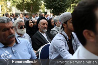تشییع پیکر زنده یاد داریوش اسدزاده از مقابل خانه هنرمندان